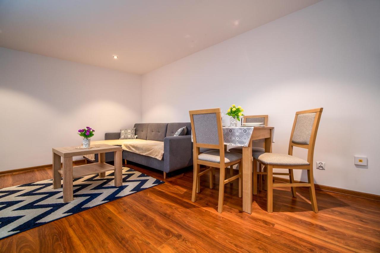 Apartment 24/7